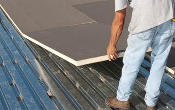 benefits of insulating Pinchinthorpe flat roofing